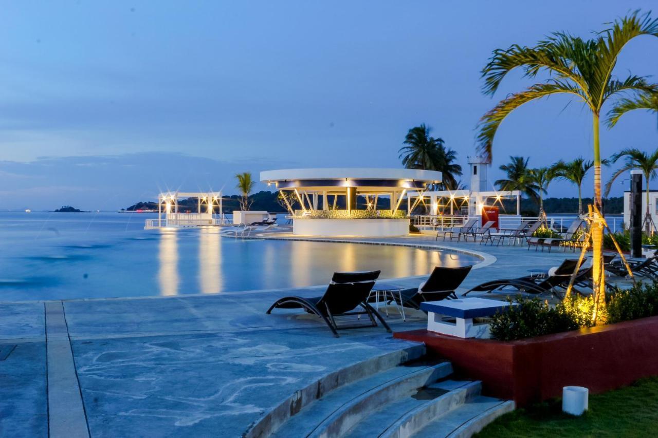 Doulos Phos The Ship Hotel لاغويْ المظهر الخارجي الصورة